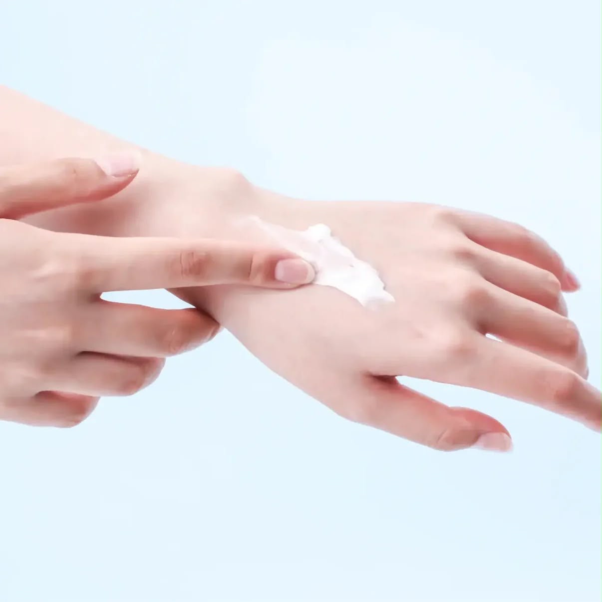 BIRCH MOISTURIZING HAND CREAM
