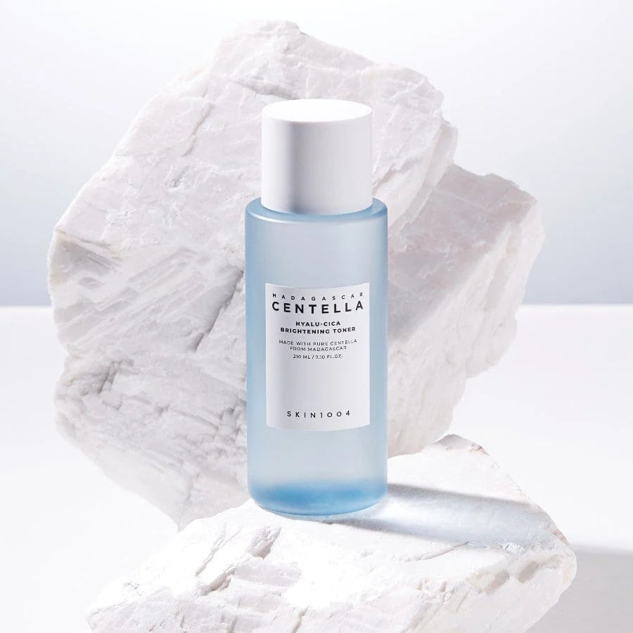 Hyalu-Cica Brightening Toner